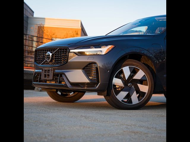 2025 Volvo XC60 Plug-In Hybrid Plus