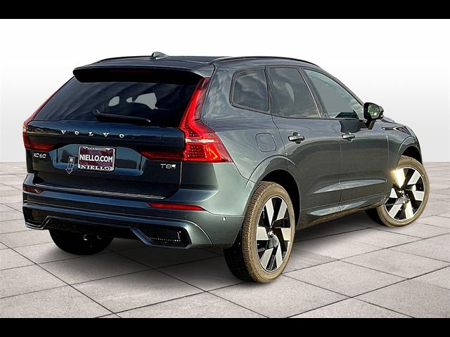 2025 Volvo XC60 Plug-In Hybrid Plus