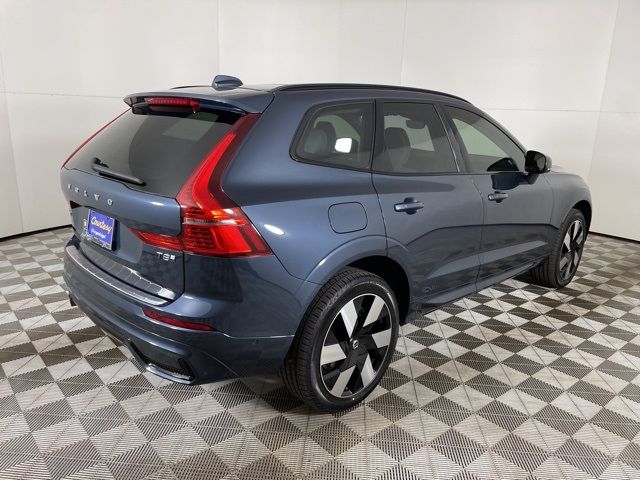 2025 Volvo XC60 Plug-In Hybrid Plus