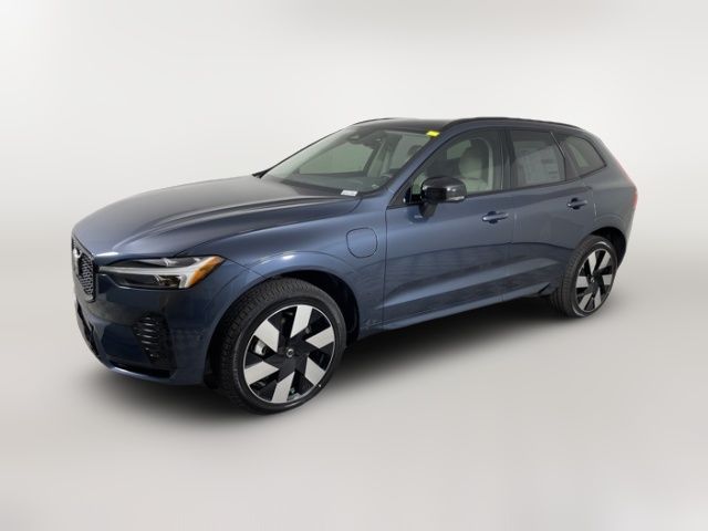 2025 Volvo XC60 Plug-In Hybrid Plus