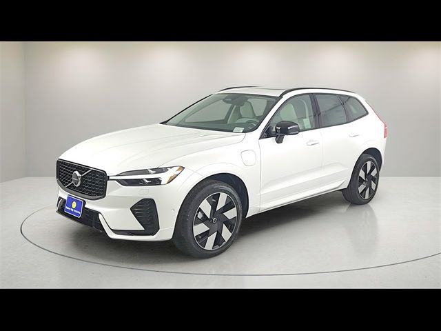 2025 Volvo XC60 Plug-In Hybrid Plus