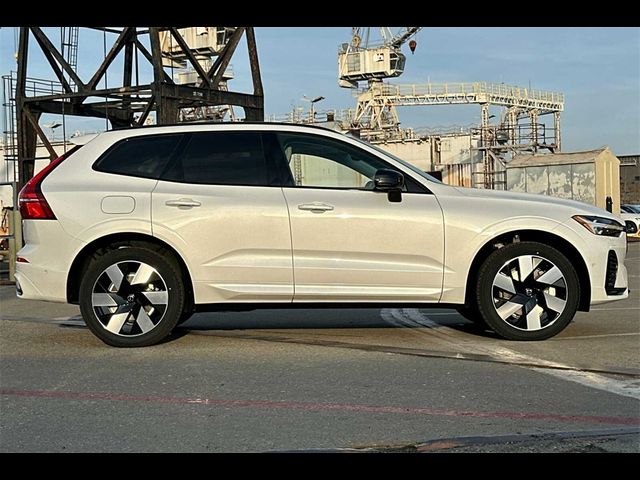 2025 Volvo XC60 Plug-In Hybrid Plus