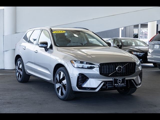 2025 Volvo XC60 Plug-In Hybrid Plus