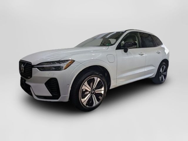 2025 Volvo XC60 Plug-In Hybrid Plus