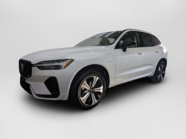 2025 Volvo XC60 Plug-In Hybrid Plus