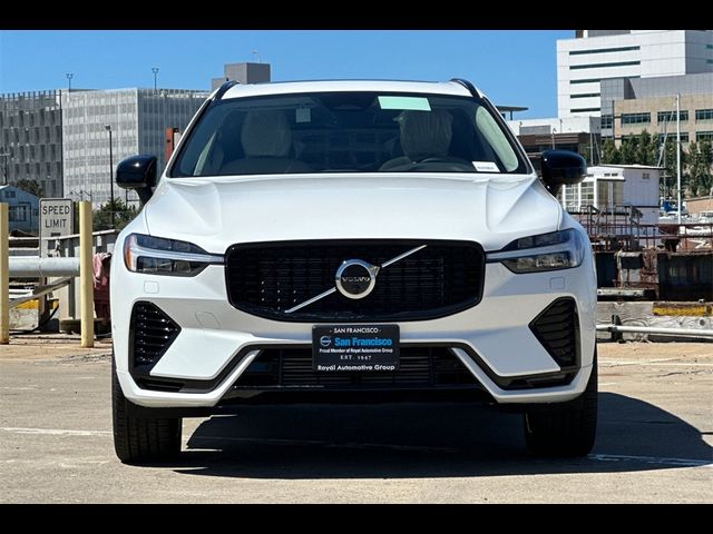 2025 Volvo XC60 Plug-In Hybrid Plus