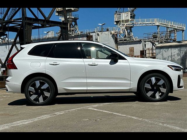 2025 Volvo XC60 Plug-In Hybrid Plus