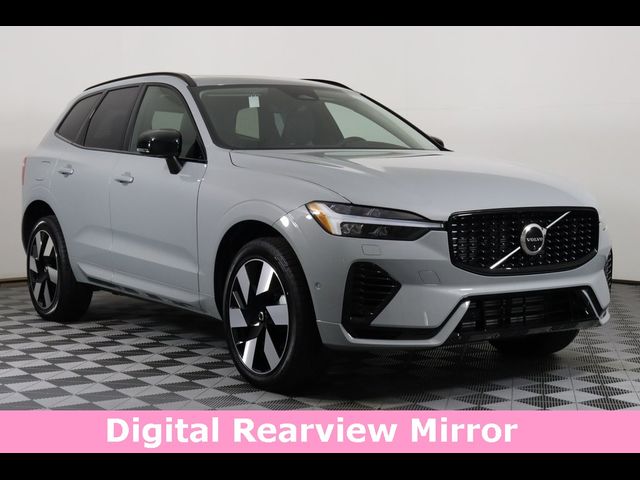 2025 Volvo XC60 Plug-In Hybrid Plus