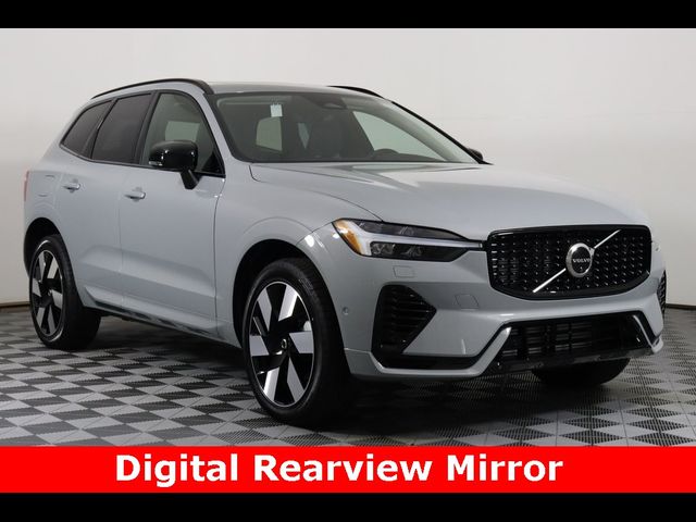 2025 Volvo XC60 Plug-In Hybrid Plus