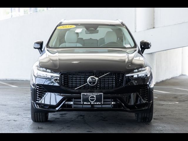 2025 Volvo XC60 Plug-In Hybrid Plus