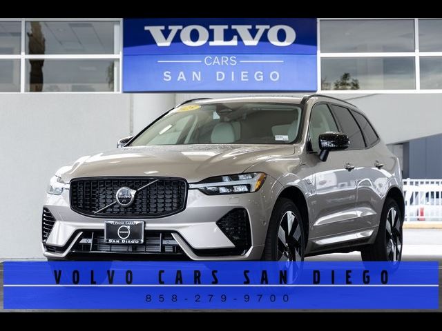 2025 Volvo XC60 Plug-In Hybrid Plus