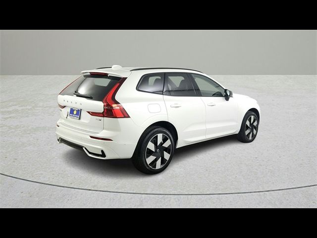 2025 Volvo XC60 Plug-In Hybrid Plus