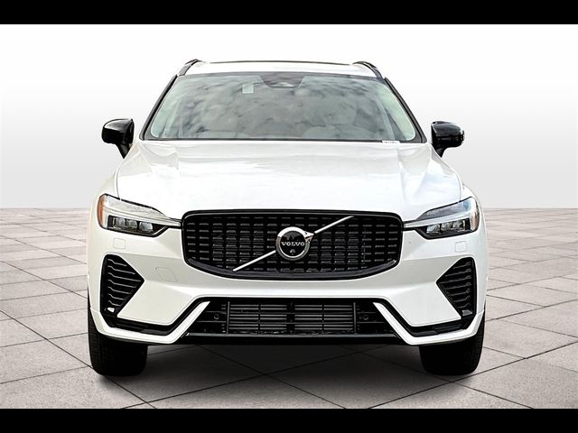 2025 Volvo XC60 Plug-In Hybrid Plus