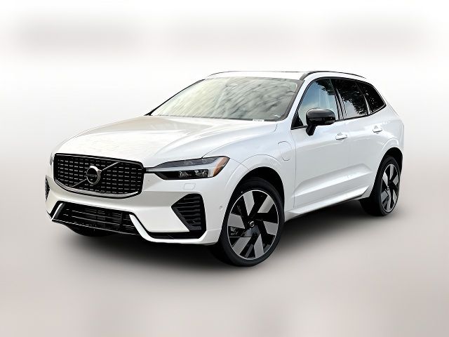 2025 Volvo XC60 Plug-In Hybrid Plus