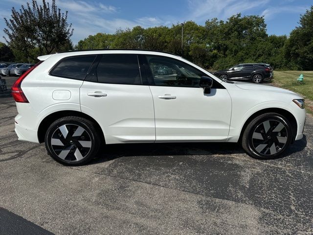 2025 Volvo XC60 Plug-In Hybrid Plus