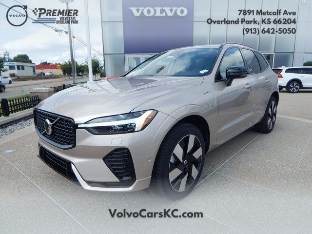 2025 Volvo XC60 Plug-In Hybrid Plus