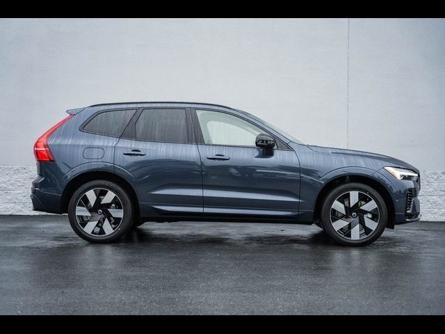 2025 Volvo XC60 Plug-In Hybrid Plus