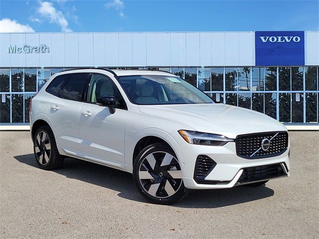 2025 Volvo XC60 Plug-In Hybrid Plus