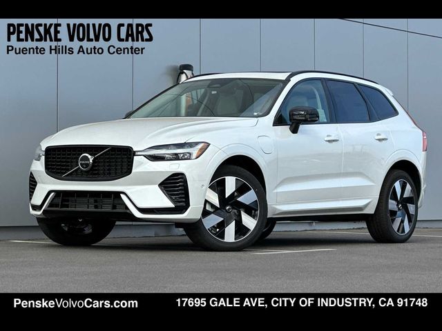 2025 Volvo XC60 Plug-In Hybrid Plus