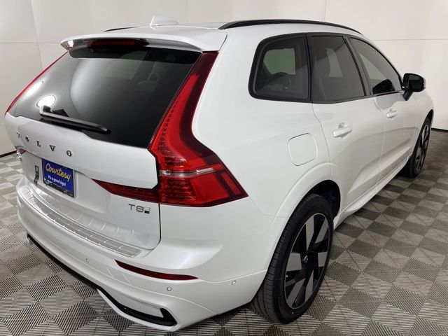 2025 Volvo XC60 Plug-In Hybrid Plus