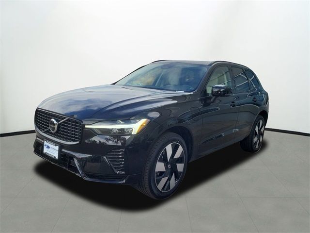 2025 Volvo XC60 Plug-In Hybrid Plus