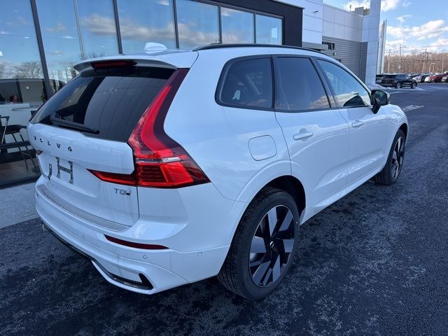 2025 Volvo XC60 Plug-In Hybrid Plus