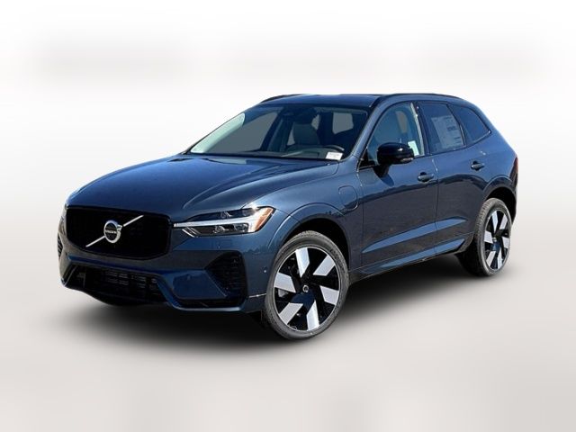 2025 Volvo XC60 Plug-In Hybrid Plus