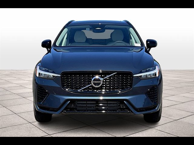 2025 Volvo XC60 Plug-In Hybrid Plus