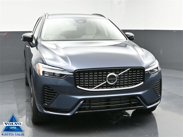 2025 Volvo XC60 Plug-In Hybrid Plus