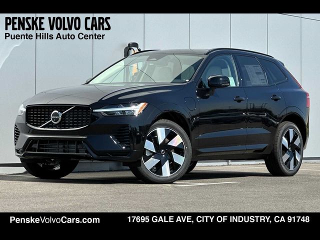 2025 Volvo XC60 Plug-In Hybrid Plus