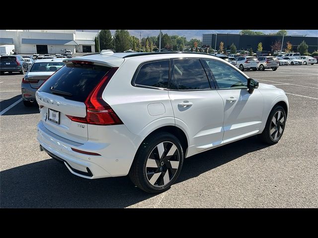 2025 Volvo XC60 Plug-In Hybrid Plus