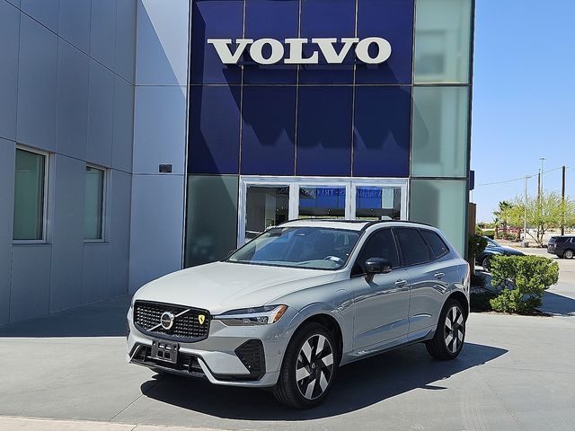 2025 Volvo XC60 Plug-In Hybrid Plus