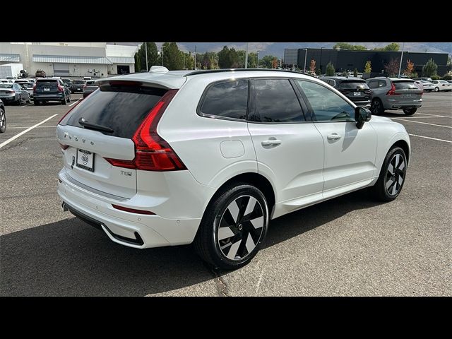 2025 Volvo XC60 Plug-In Hybrid Plus