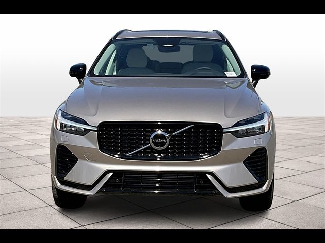 2025 Volvo XC60 Plug-In Hybrid Plus