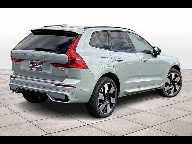 2025 Volvo XC60 Plug-In Hybrid Plus