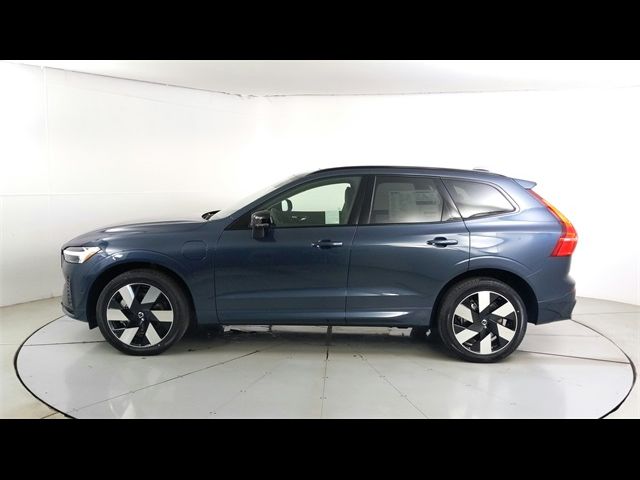 2025 Volvo XC60 Plug-In Hybrid Plus