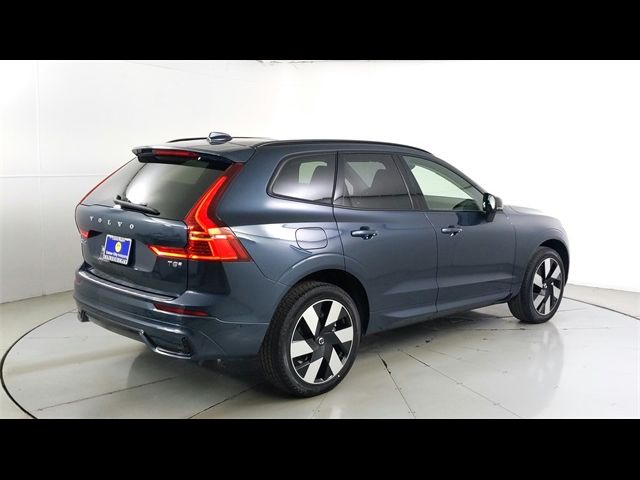 2025 Volvo XC60 Plug-In Hybrid Plus