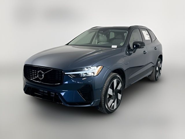 2025 Volvo XC60 Plug-In Hybrid Plus