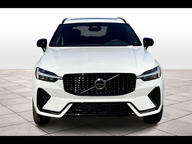 2025 Volvo XC60 Plug-In Hybrid Plus