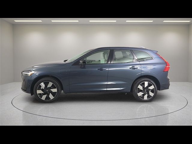 2025 Volvo XC60 Plug-In Hybrid Plus