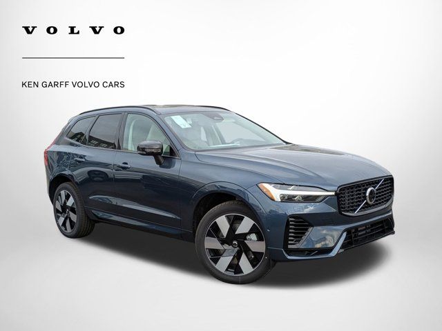 2025 Volvo XC60 Plug-In Hybrid Plus