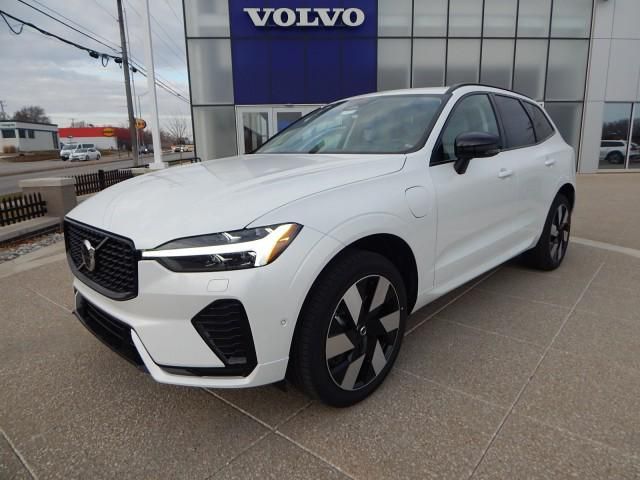 2025 Volvo XC60 Plug-In Hybrid Plus