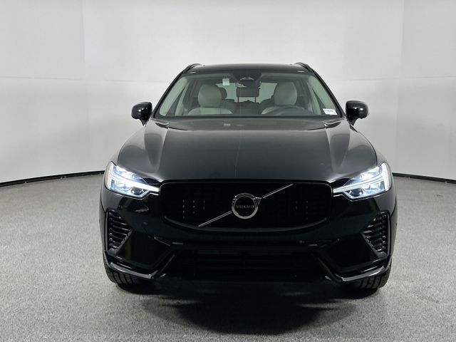 2025 Volvo XC60 Plug-In Hybrid Plus