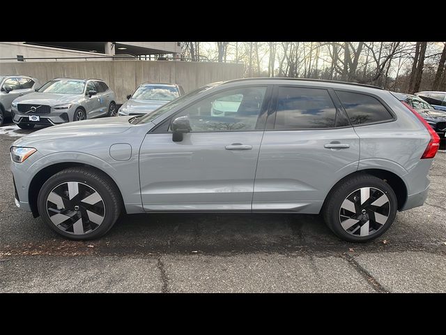 2025 Volvo XC60 Plug-In Hybrid Plus