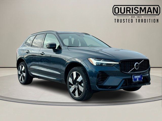 2025 Volvo XC60 Plug-In Hybrid Plus