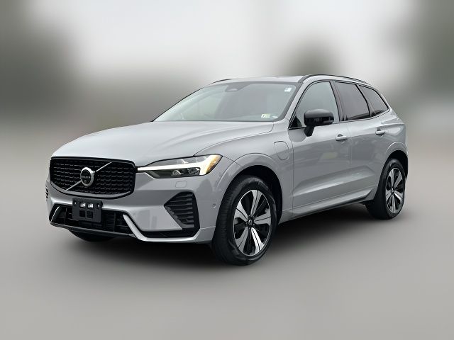2025 Volvo XC60 Plug-In Hybrid Plus