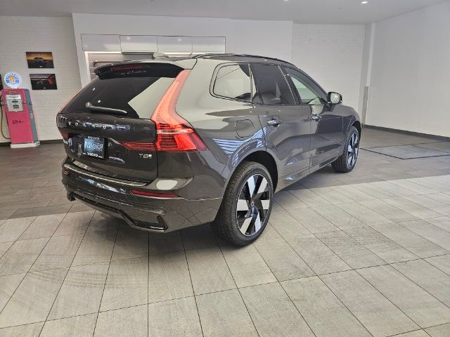 2025 Volvo XC60 Plug-In Hybrid Plus