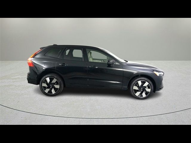 2025 Volvo XC60 Plug-In Hybrid Plus