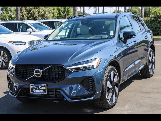 2025 Volvo XC60 Plug-In Hybrid Plus