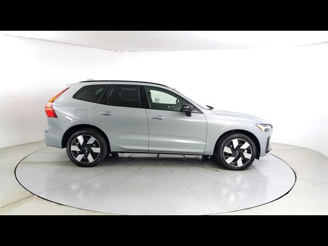 2025 Volvo XC60 Plug-In Hybrid Plus